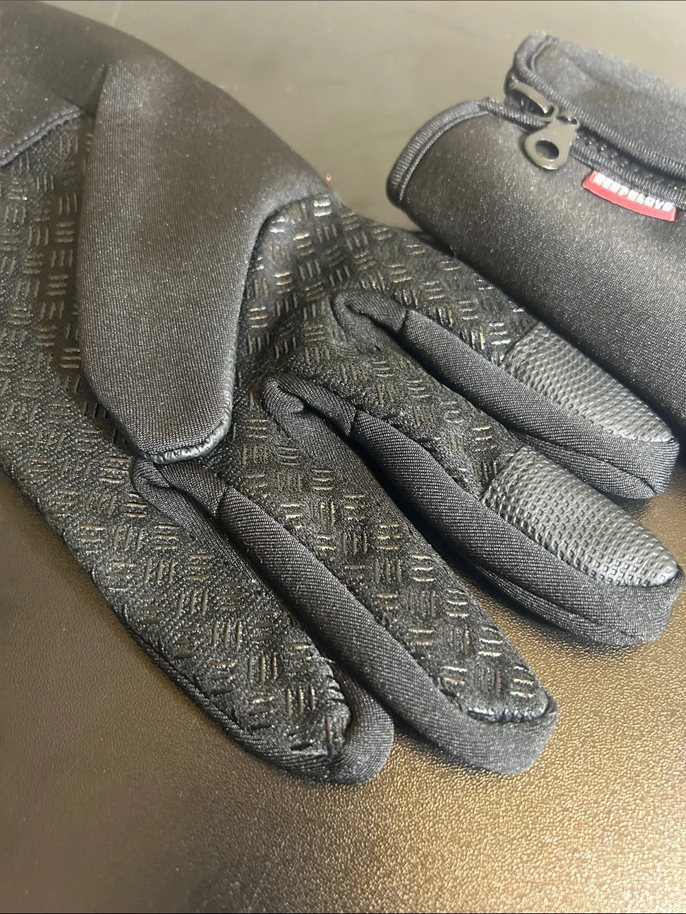 B-Forest thermal windproof-gloves featuring a water-resistant softshell Size S